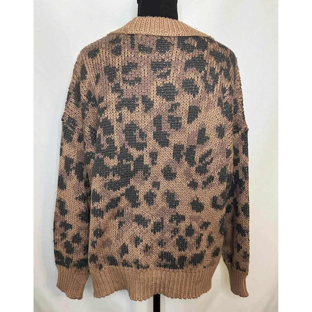 AERIE‎ Oversized Animal Print Crewneck Soft Cozy Brown Sweater SMALL NWT
